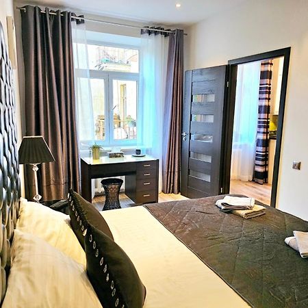 Modern 2 Bedroom Apartment In The City Centre Riga Ngoại thất bức ảnh