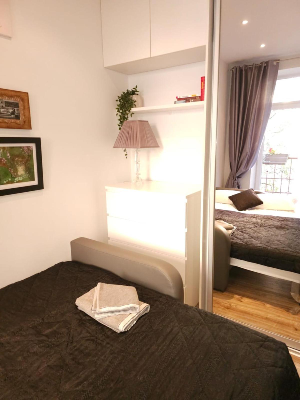 Modern 2 Bedroom Apartment In The City Centre Riga Ngoại thất bức ảnh