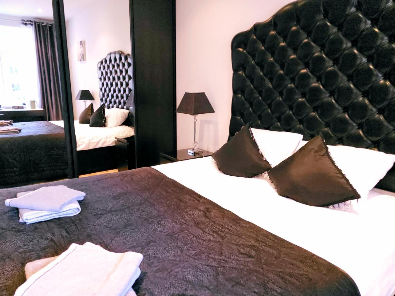 Modern 2 Bedroom Apartment In The City Centre Riga Ngoại thất bức ảnh