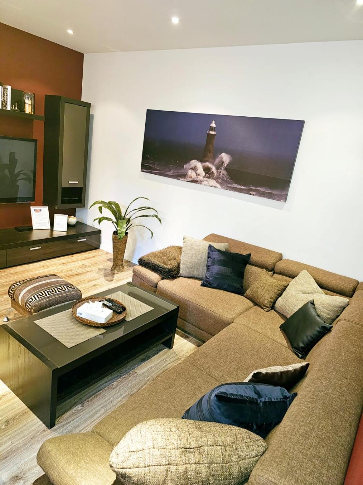Modern 2 Bedroom Apartment In The City Centre Riga Ngoại thất bức ảnh